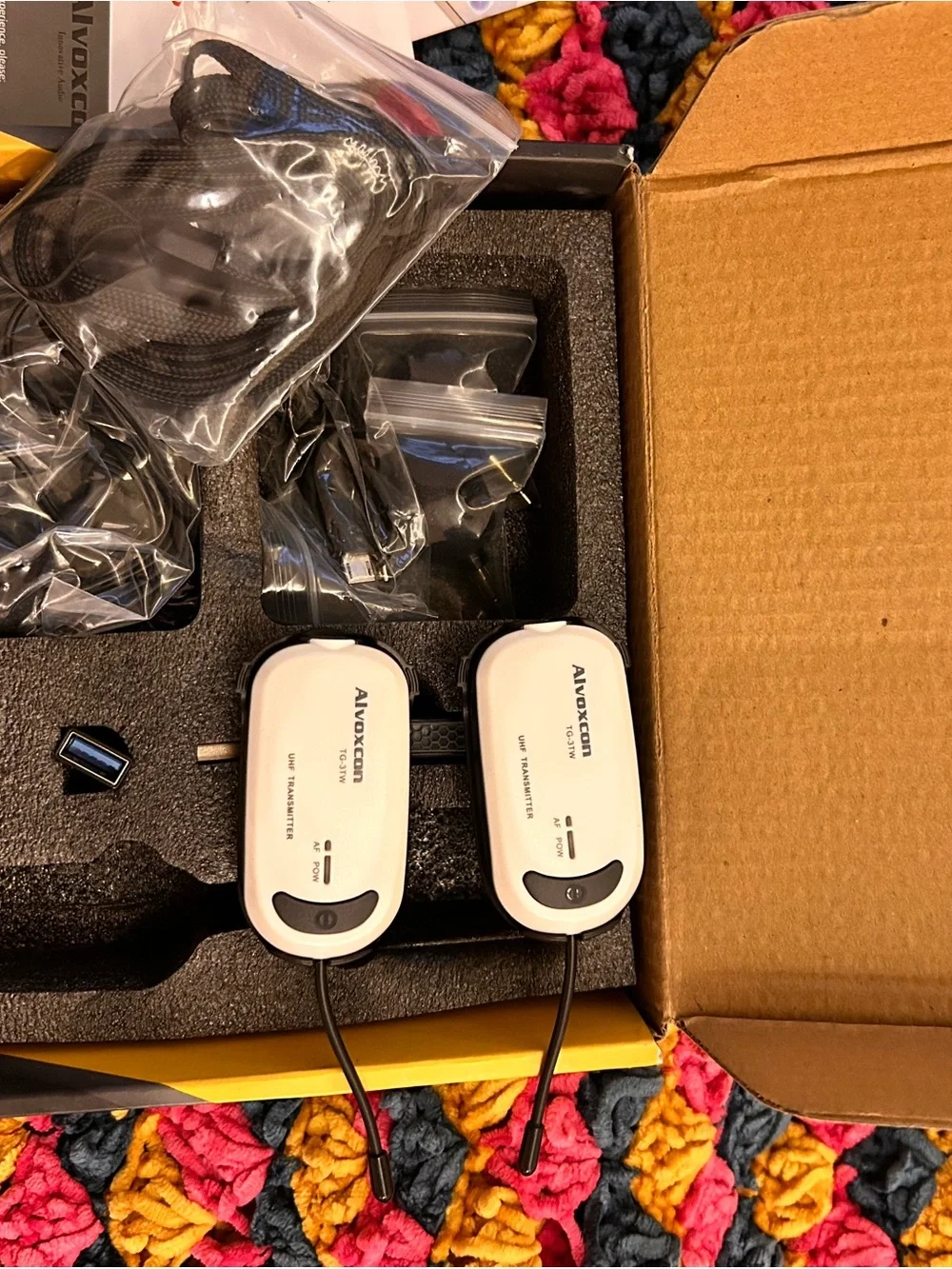 Alvoxcon UM 320 Pro USB Wireless Microphone - Black & Yellow